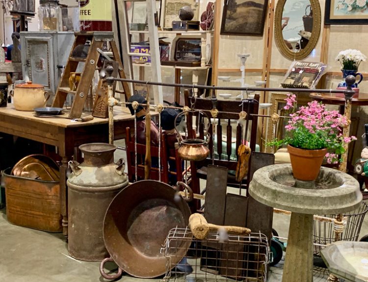 Custer_Shows_Spring_Antique_9